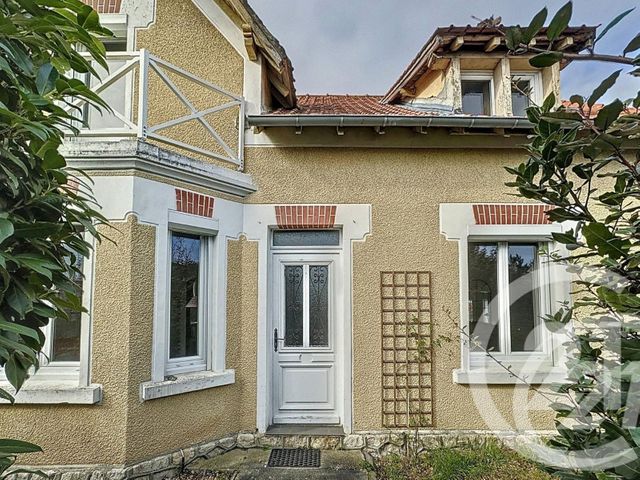 Maison à vendre - 5 pièces - 112,55 m2 - Nouan Le Fuzelier - 41 - CENTRE